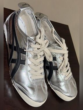 Onitsuka Tiger by Asics Metallic Silver & Black Mexico 66 Sneakers